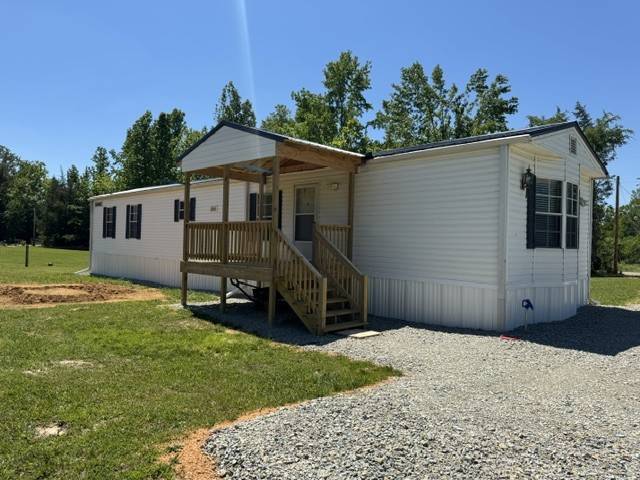 479 Horseshoe Bend Rd, Linden, TN 37096