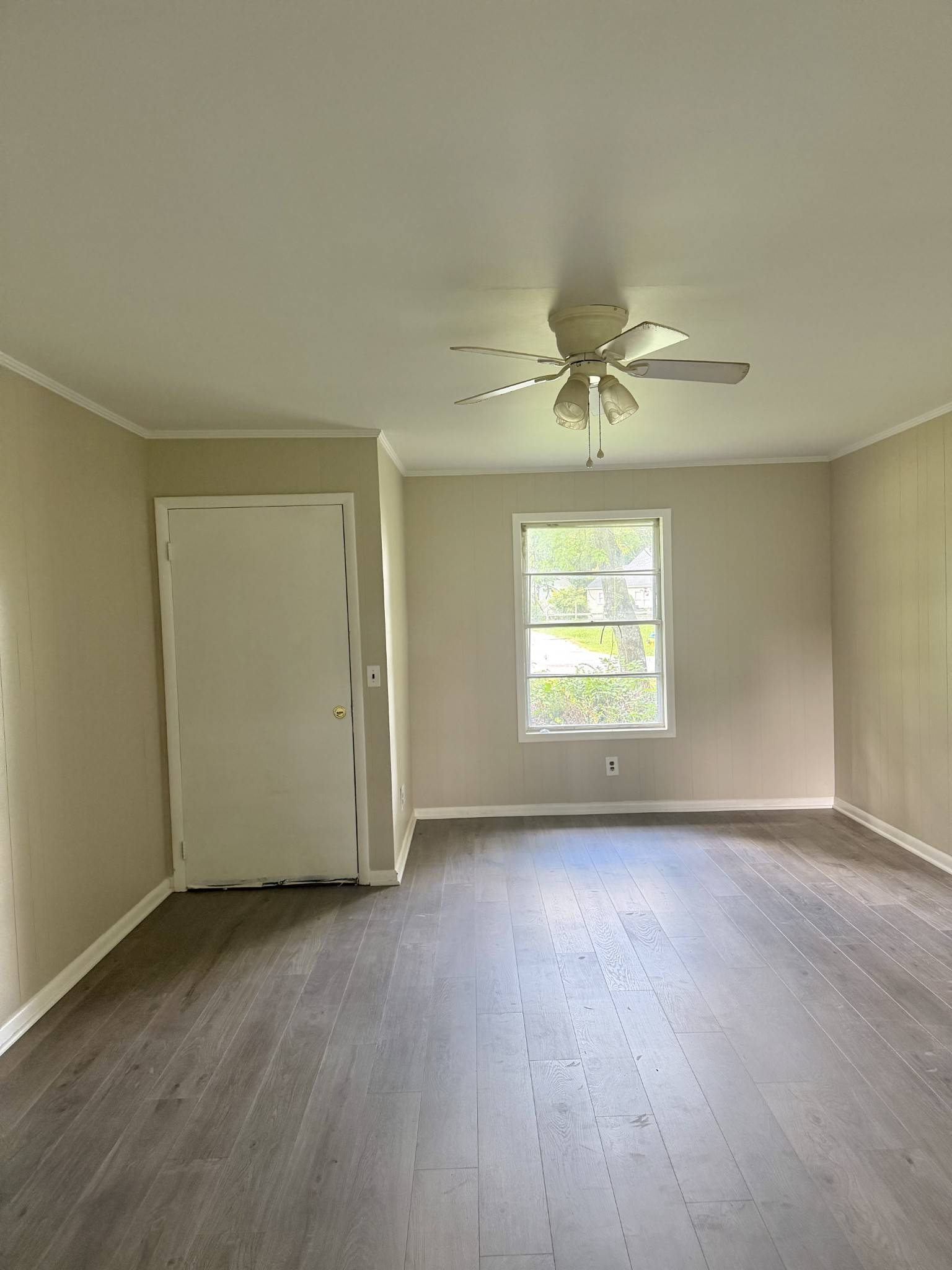 915 Sloan St, Murfreesboro, TN 37130
