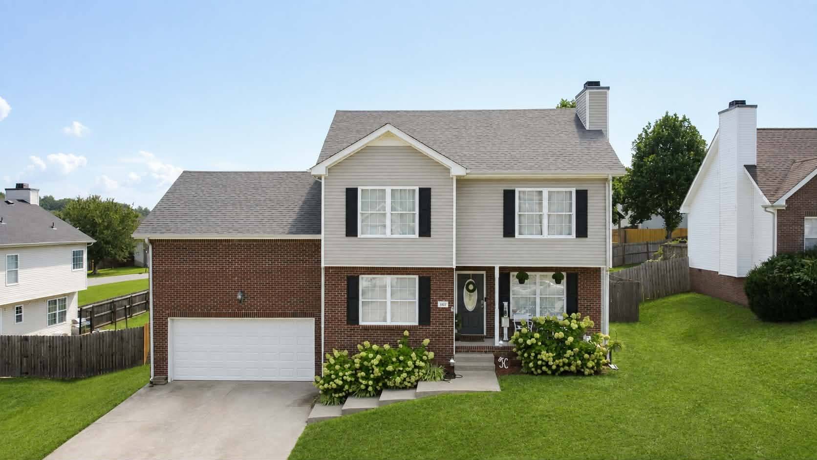 3167 Cross Ridge Dr, Clarksville, TN 37040