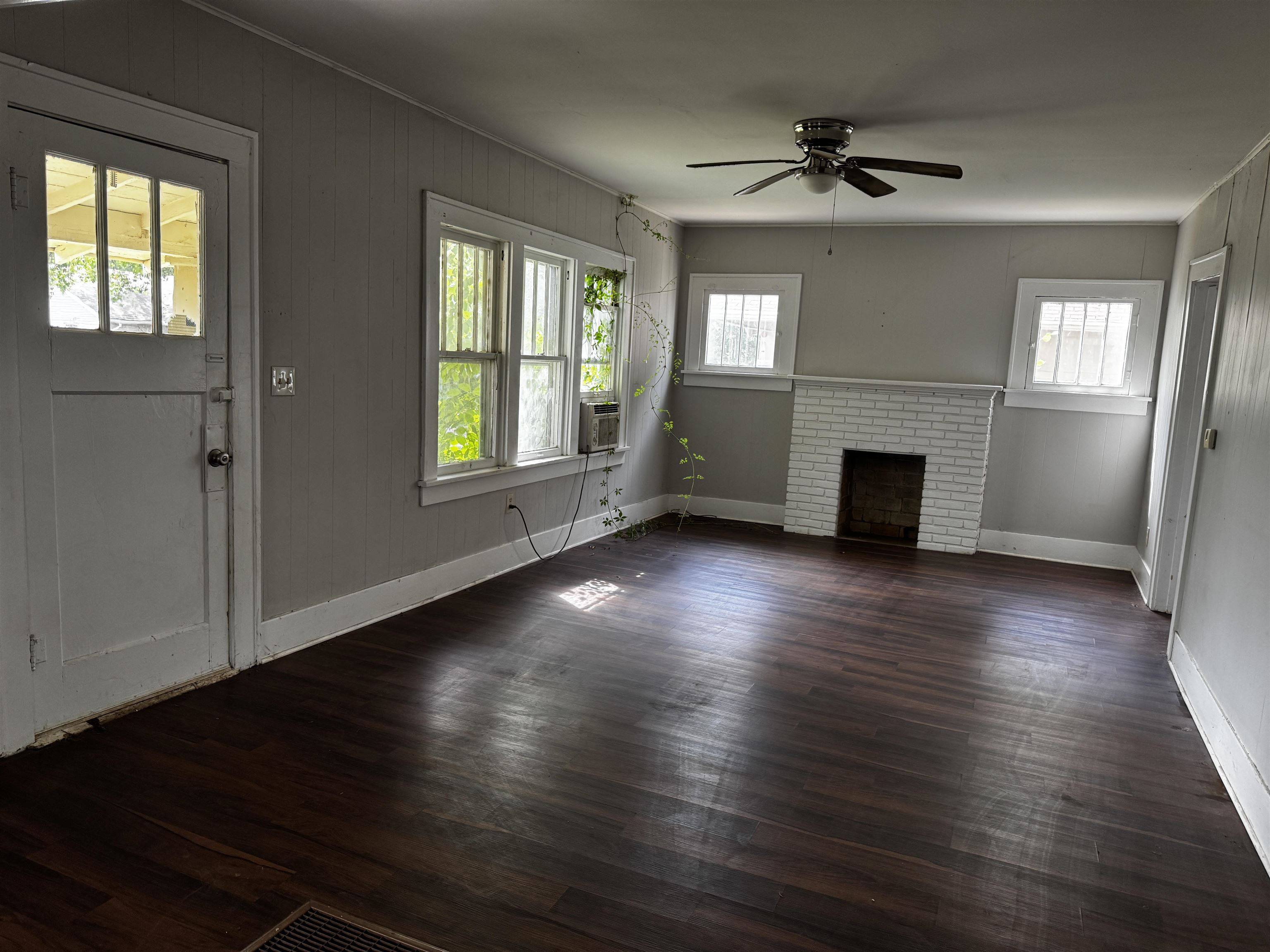 427 N Alleghany St, El Dorado, KS 67042