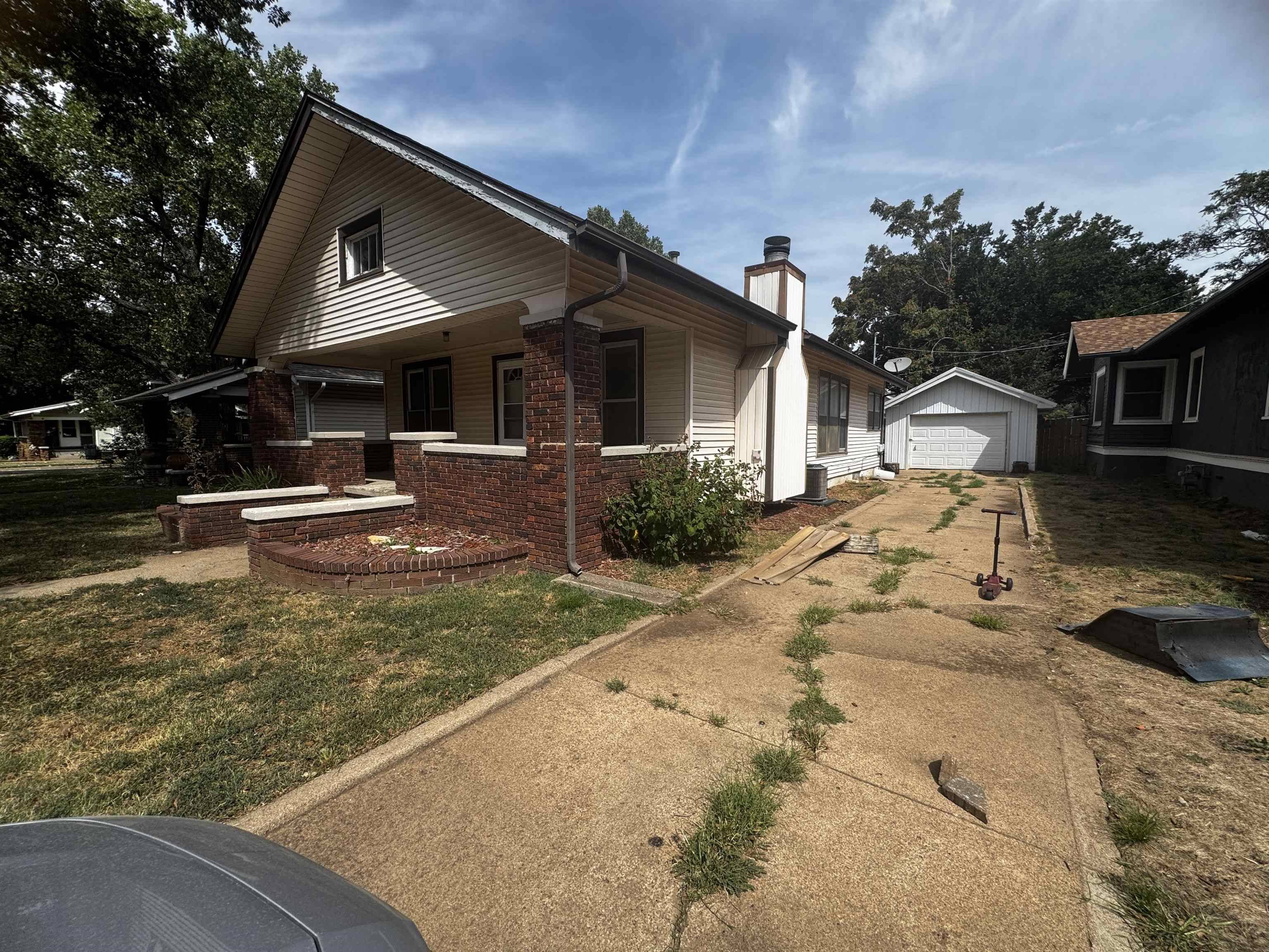1018 W 3rd Ave, El Dorado, KS 67042