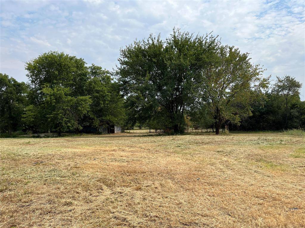 404 E Maple Street, Ravenna, TX 75476