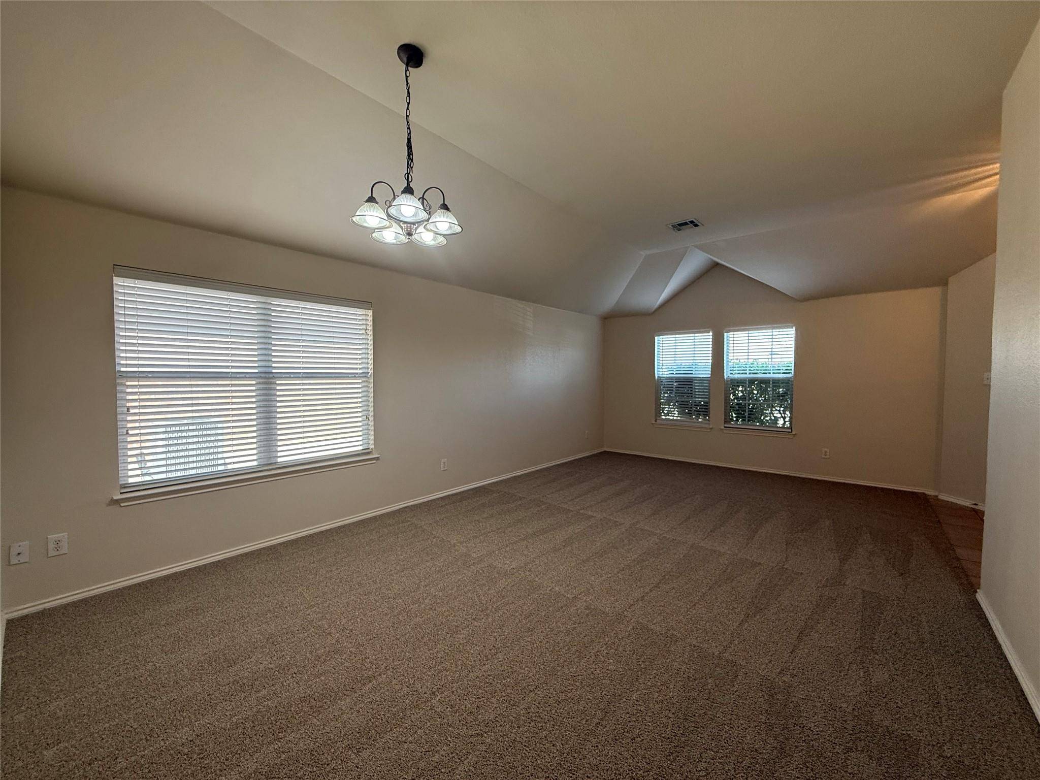 1413 Rainbow Parke DR, Round Rock, TX 78665