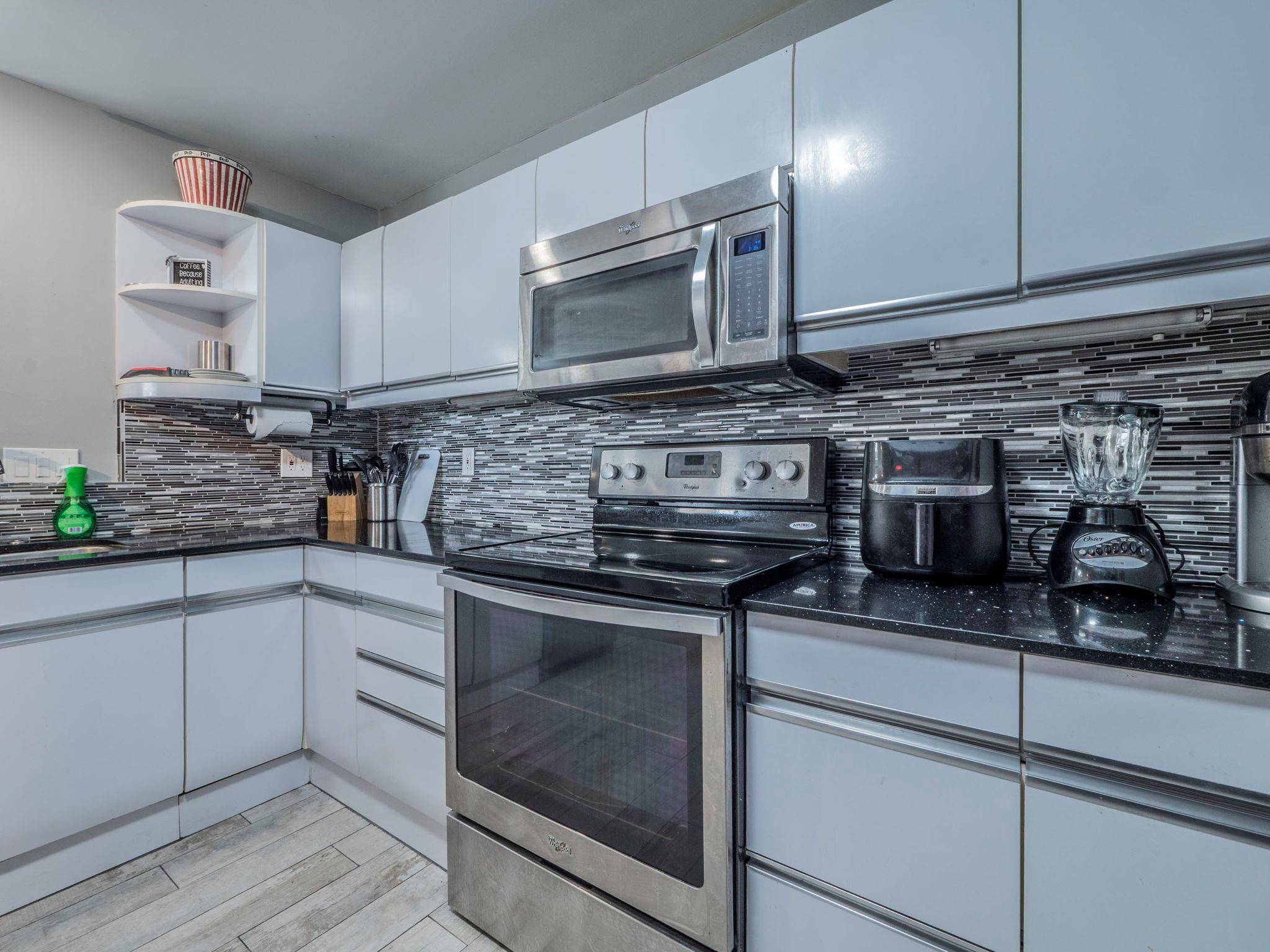 40 N Interstate 35 HWY #4A4, Austin, TX 78701
