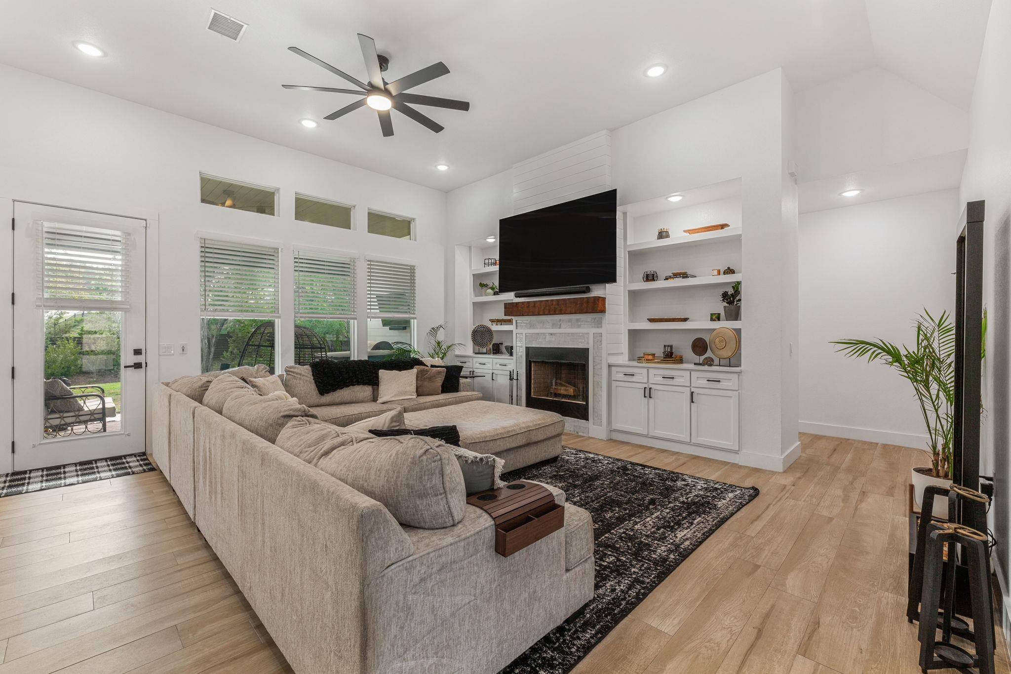 20901 Oak Dale DR, Lago Vista, TX 78645