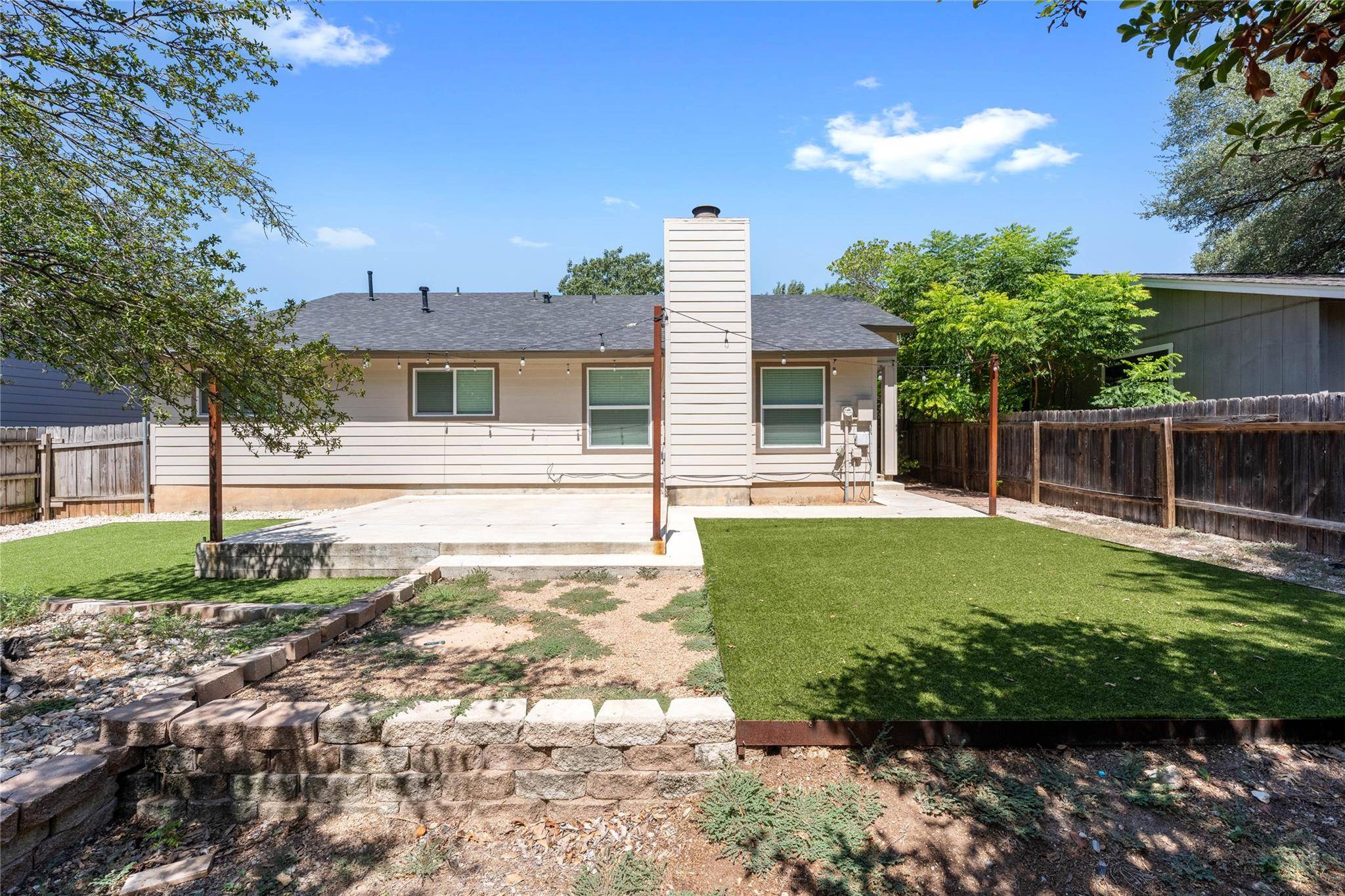 9005 Curlew DR, Austin, TX 78748