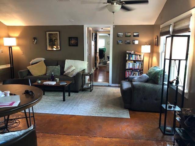2106 W 7th ST, Austin, TX 78703