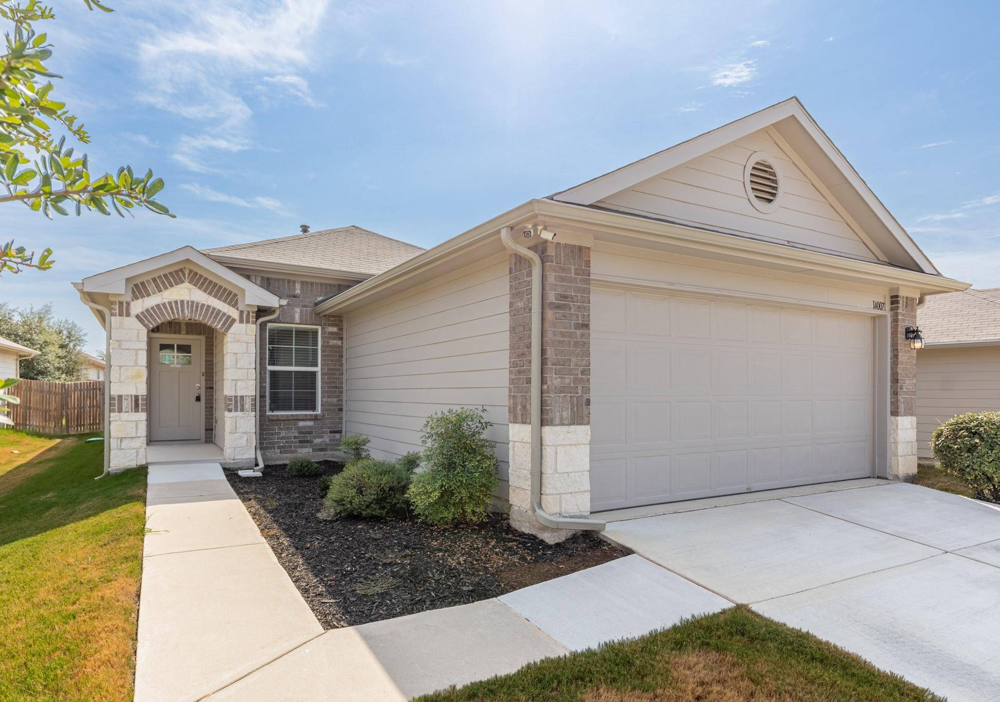 14007 Levy LN, Pflugerville, TX 78660