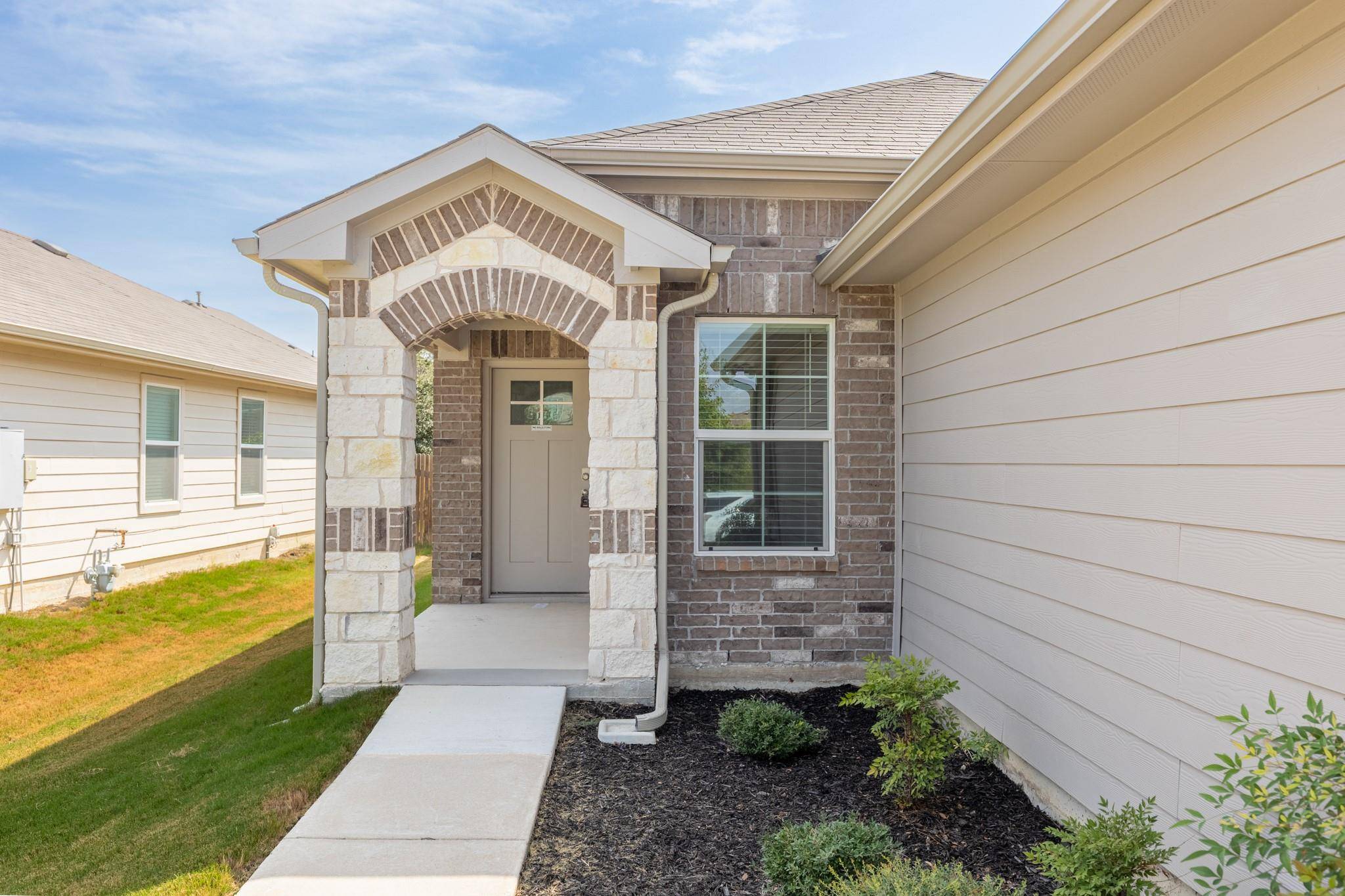 14007 Levy LN, Pflugerville, TX 78660
