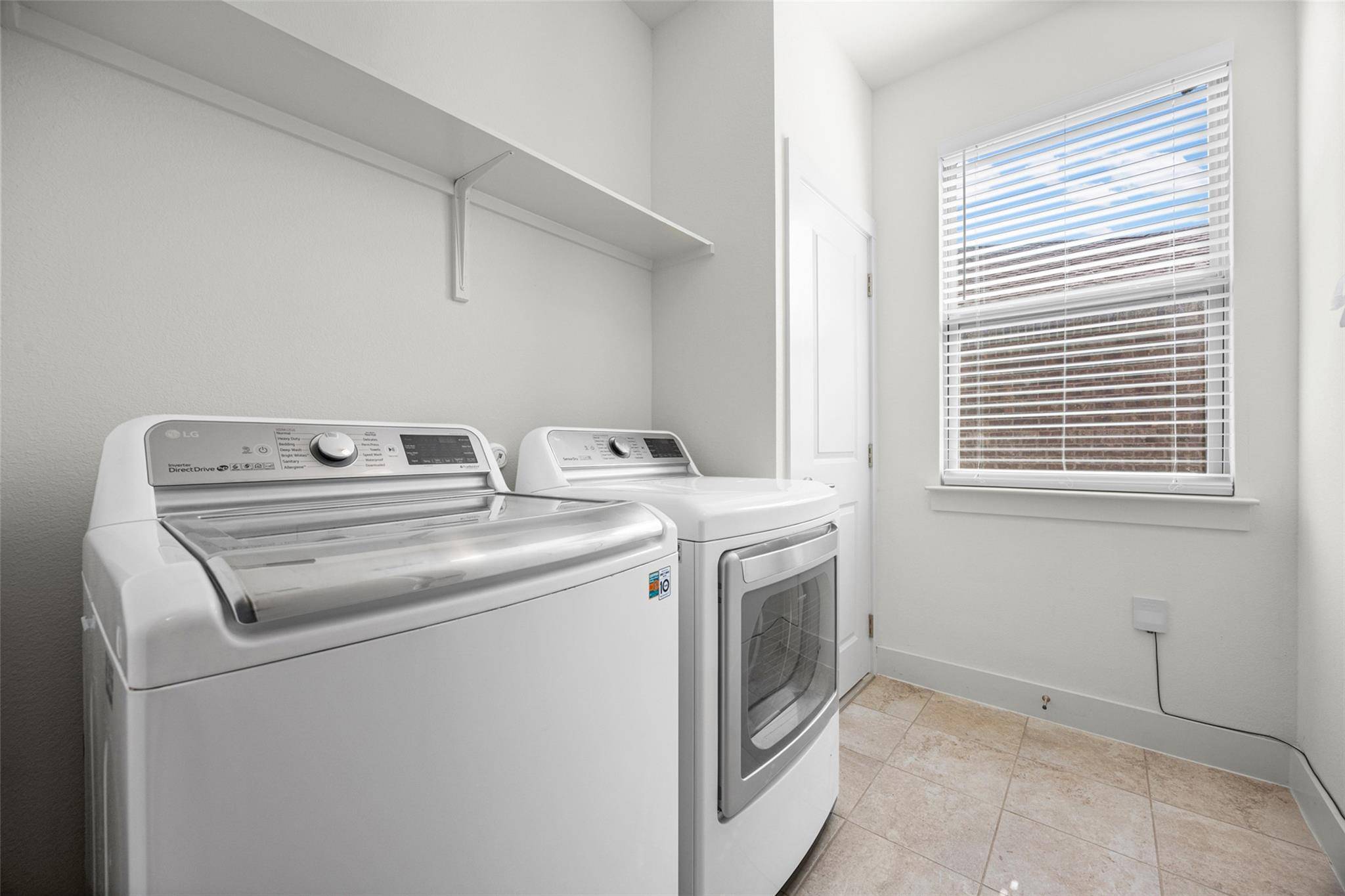 545 Elm Green ST, Hutto, TX 78634