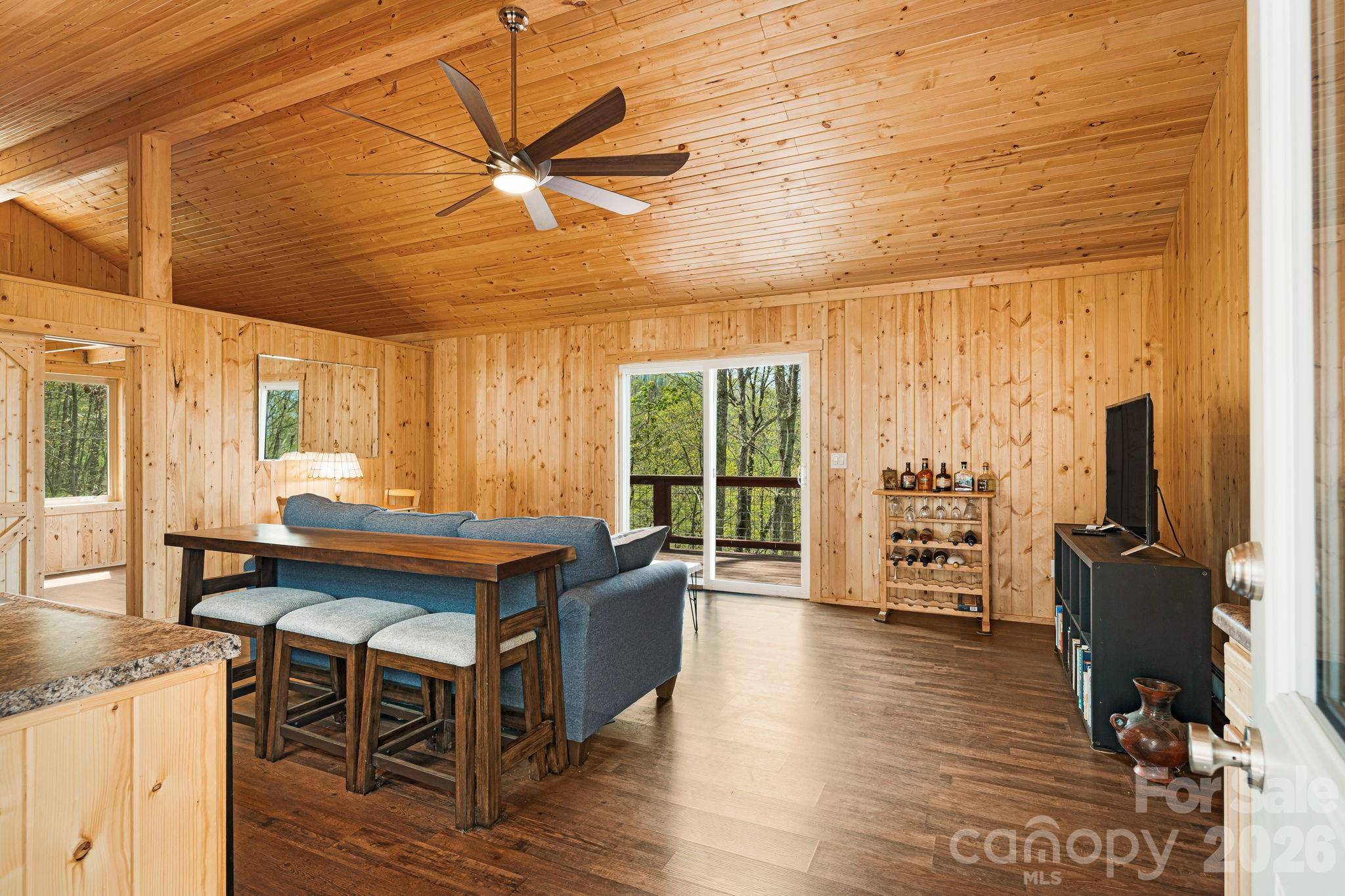 120 Wilderness DR, Weaverville, NC 28787