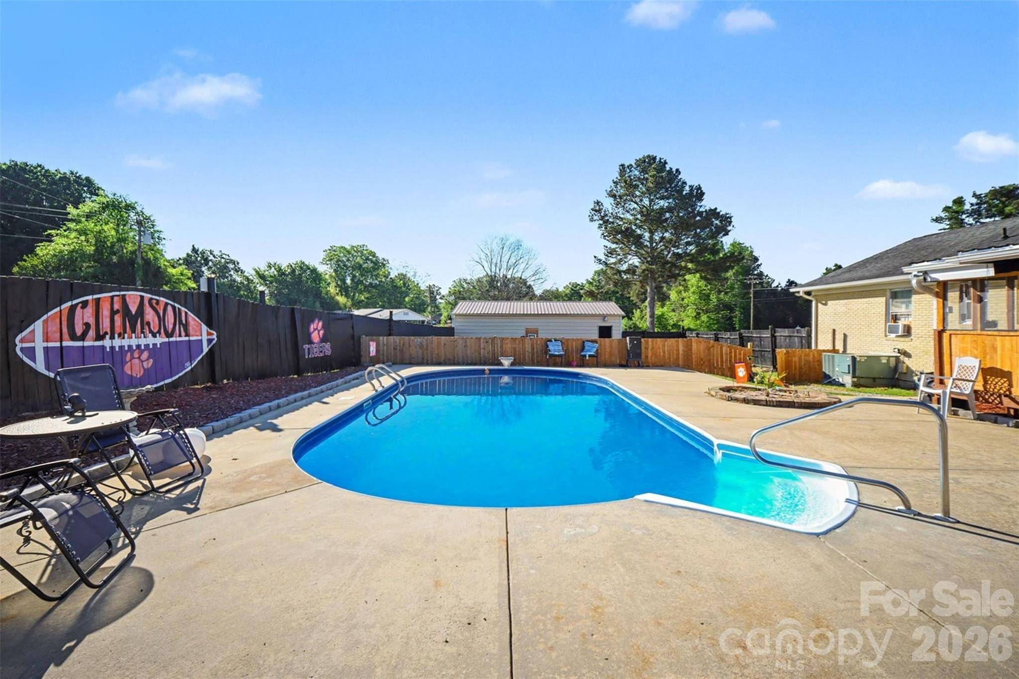 1087 Greenbriar DR, Lancaster, SC 29720