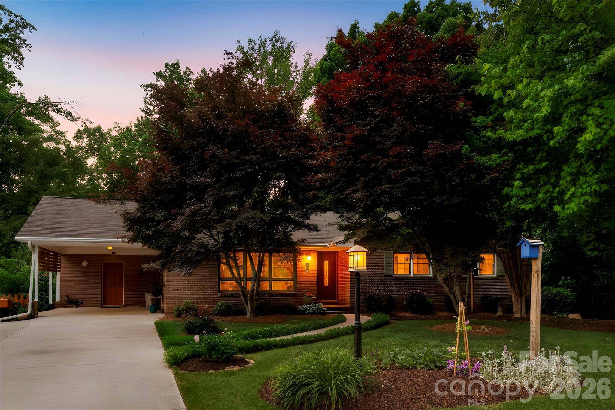 112 Amity CIR, Belmont, NC 28012