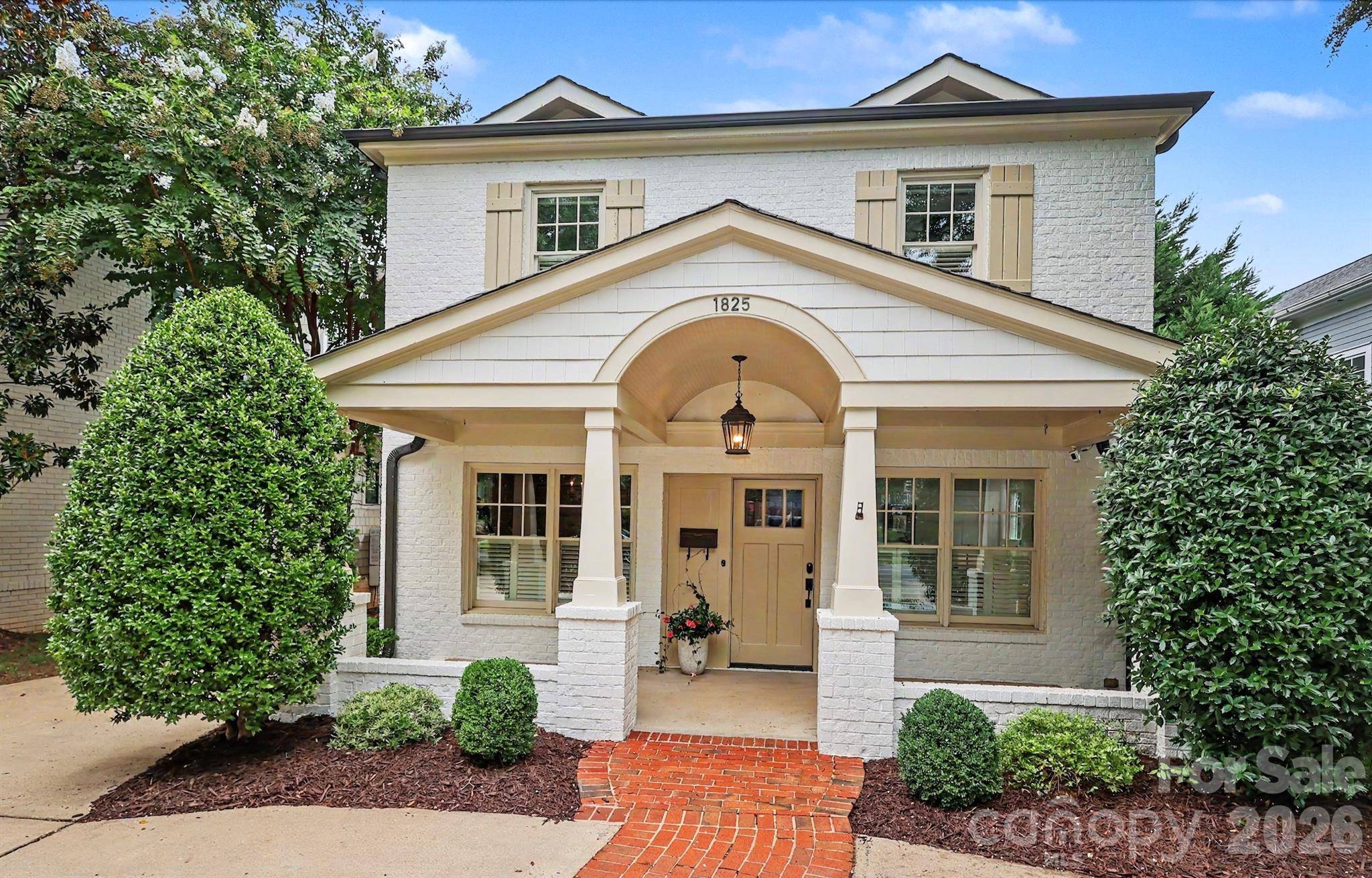 1825 Lombardy CIR, Charlotte, NC 28203