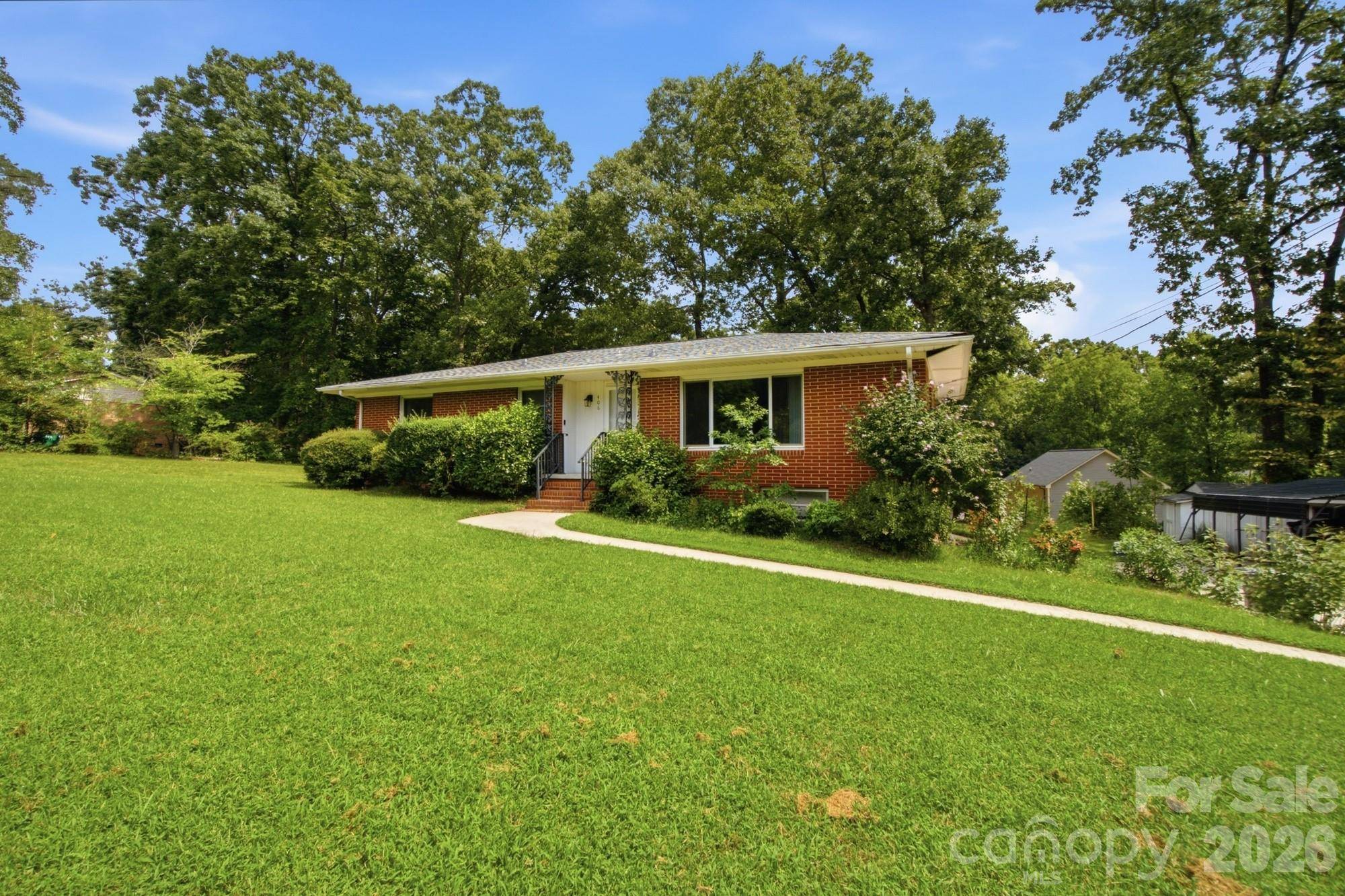 406 Town ST, Landis, NC 28088
