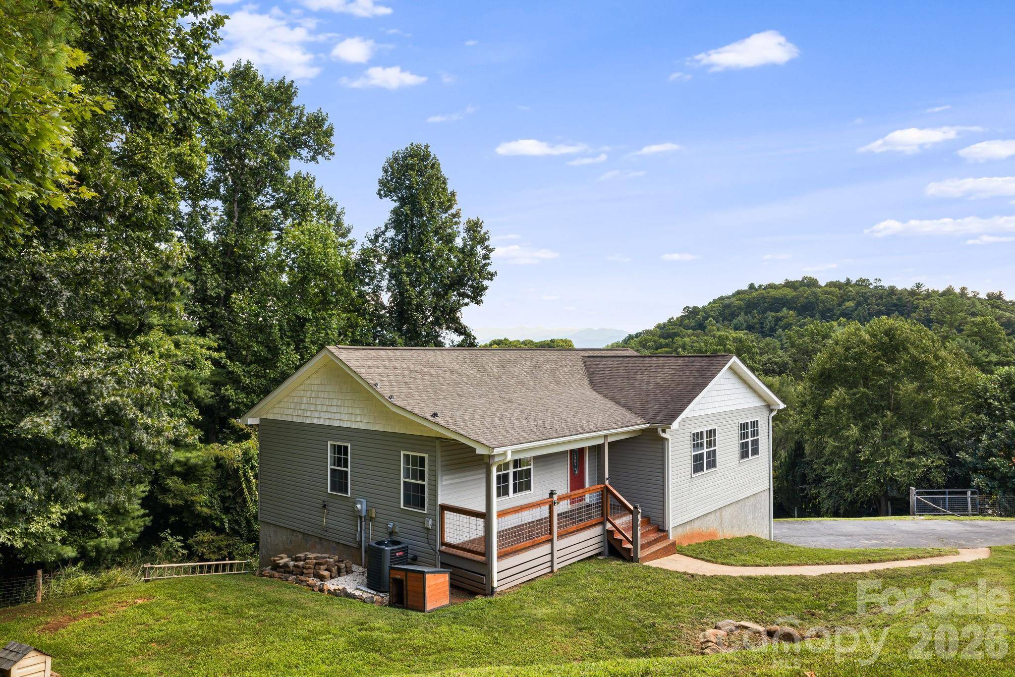 184 Scarlett Ridge DR, Marshall, NC 28753