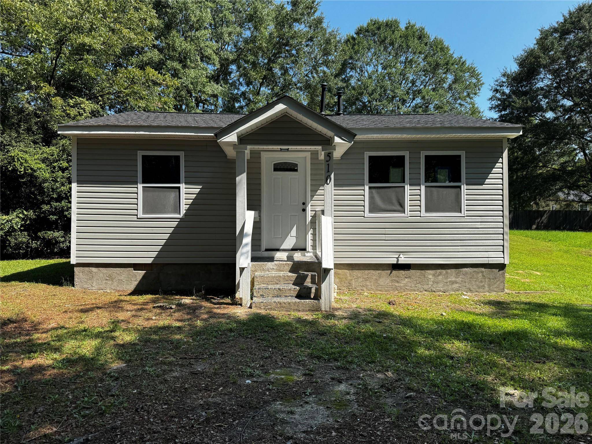 510 E Peachtree ST, Dallas, NC 28034