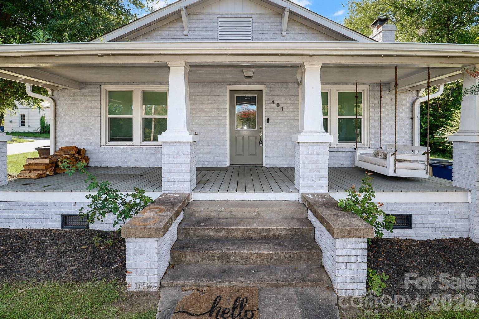 401 N Oakland AVE, Statesville, NC 28677
