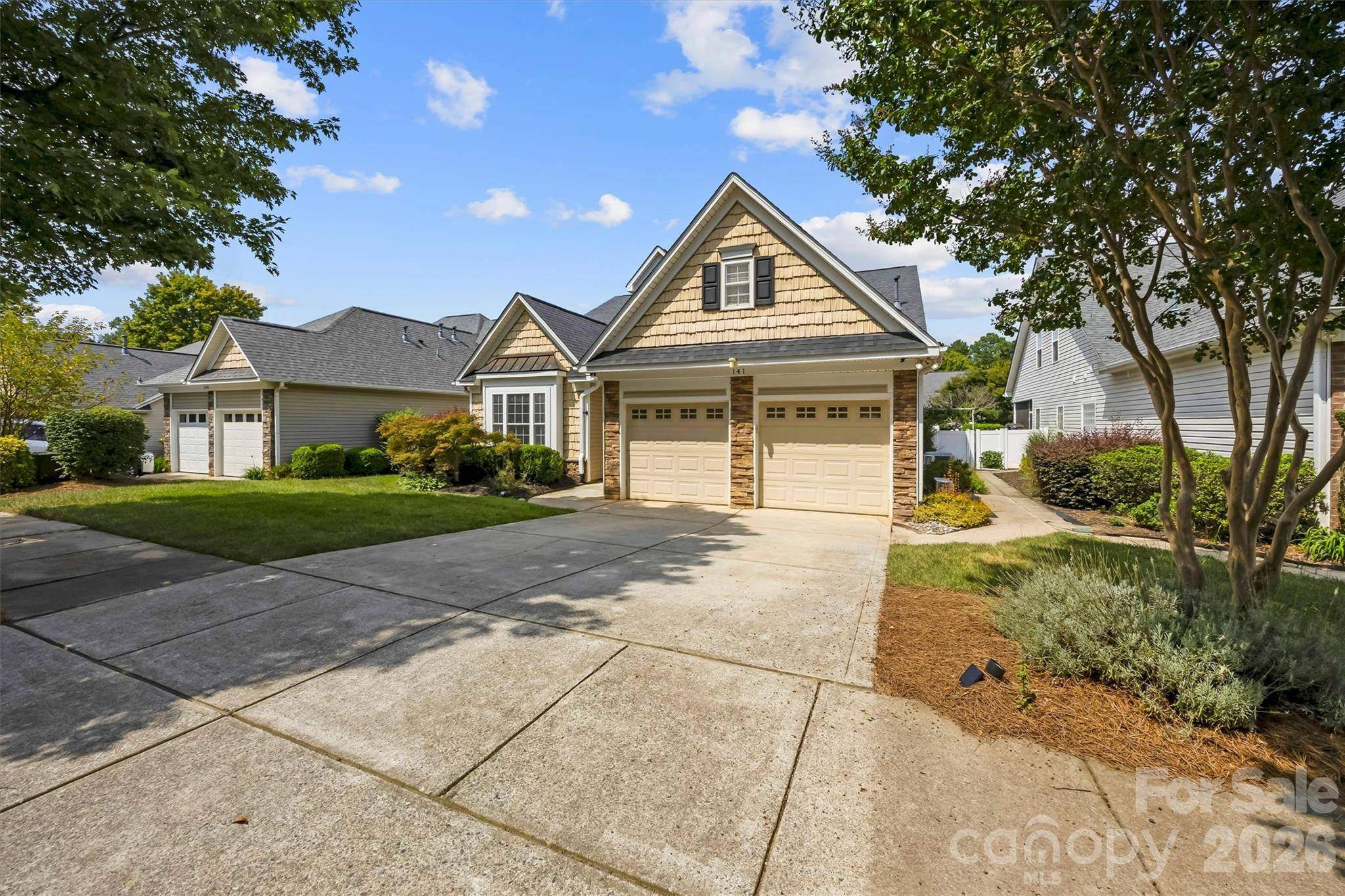 141 Wren Hill DR, Mooresville, NC 28115