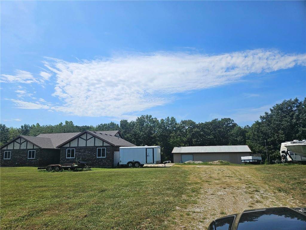 25410 High DR, Excelsior Springs, MO 64024