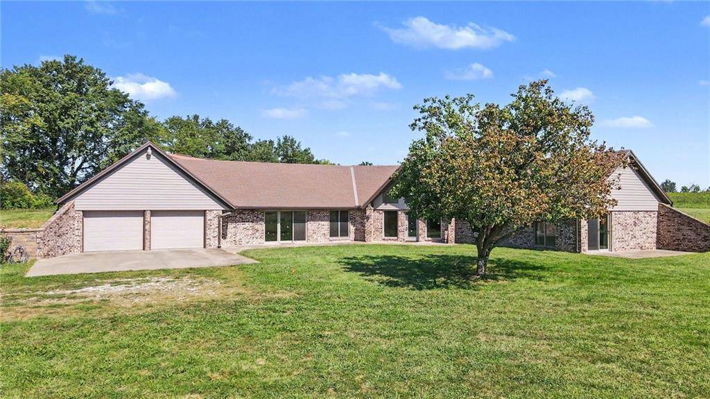 2946 SW 204th ST, Trimble, MO 64492