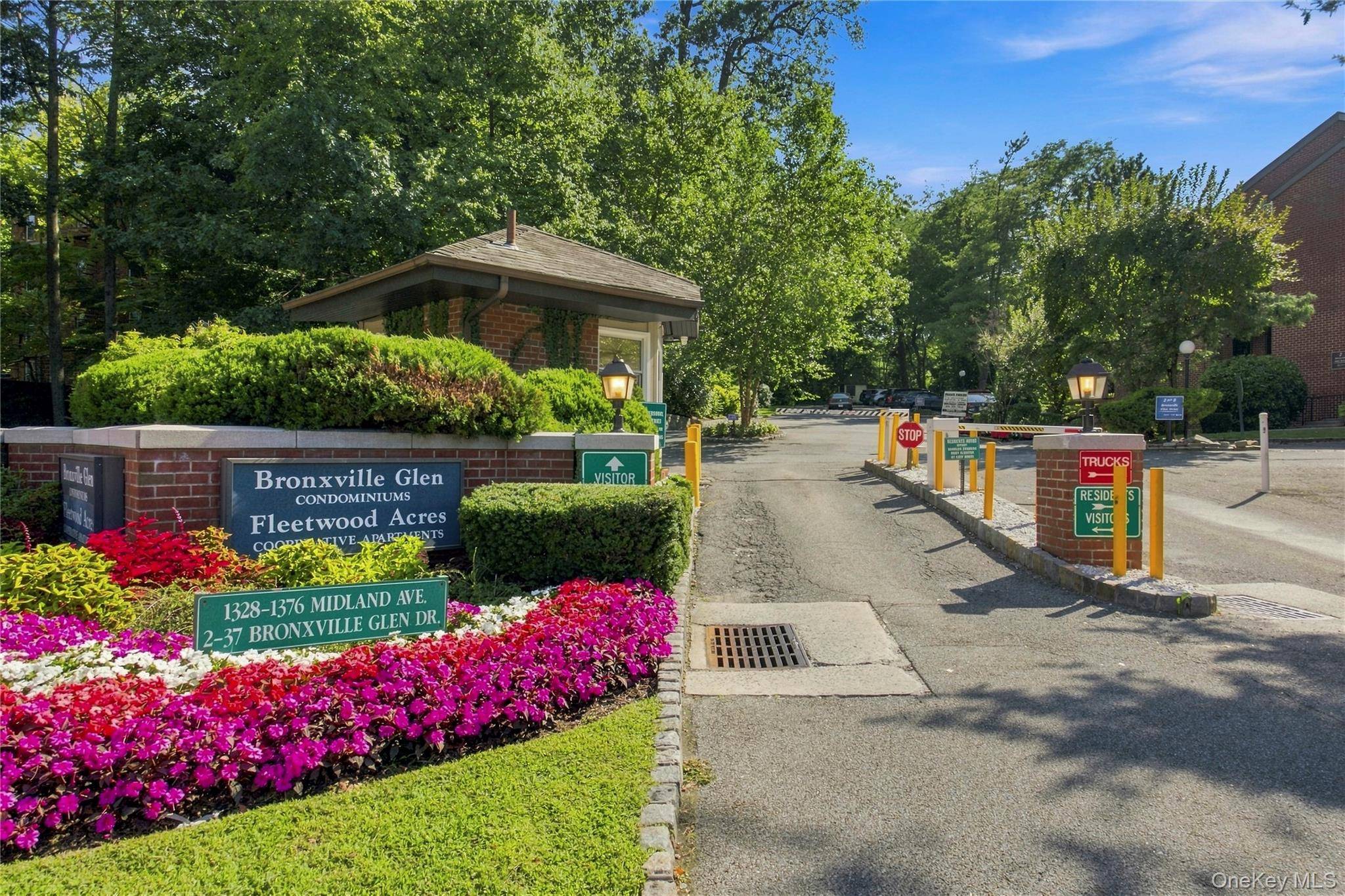 1376 Midland AVE #105, Bronxville, NY 10708