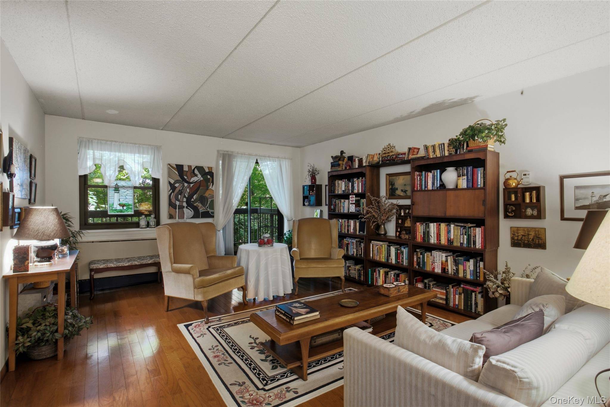 1376 Midland AVE #105, Bronxville, NY 10708