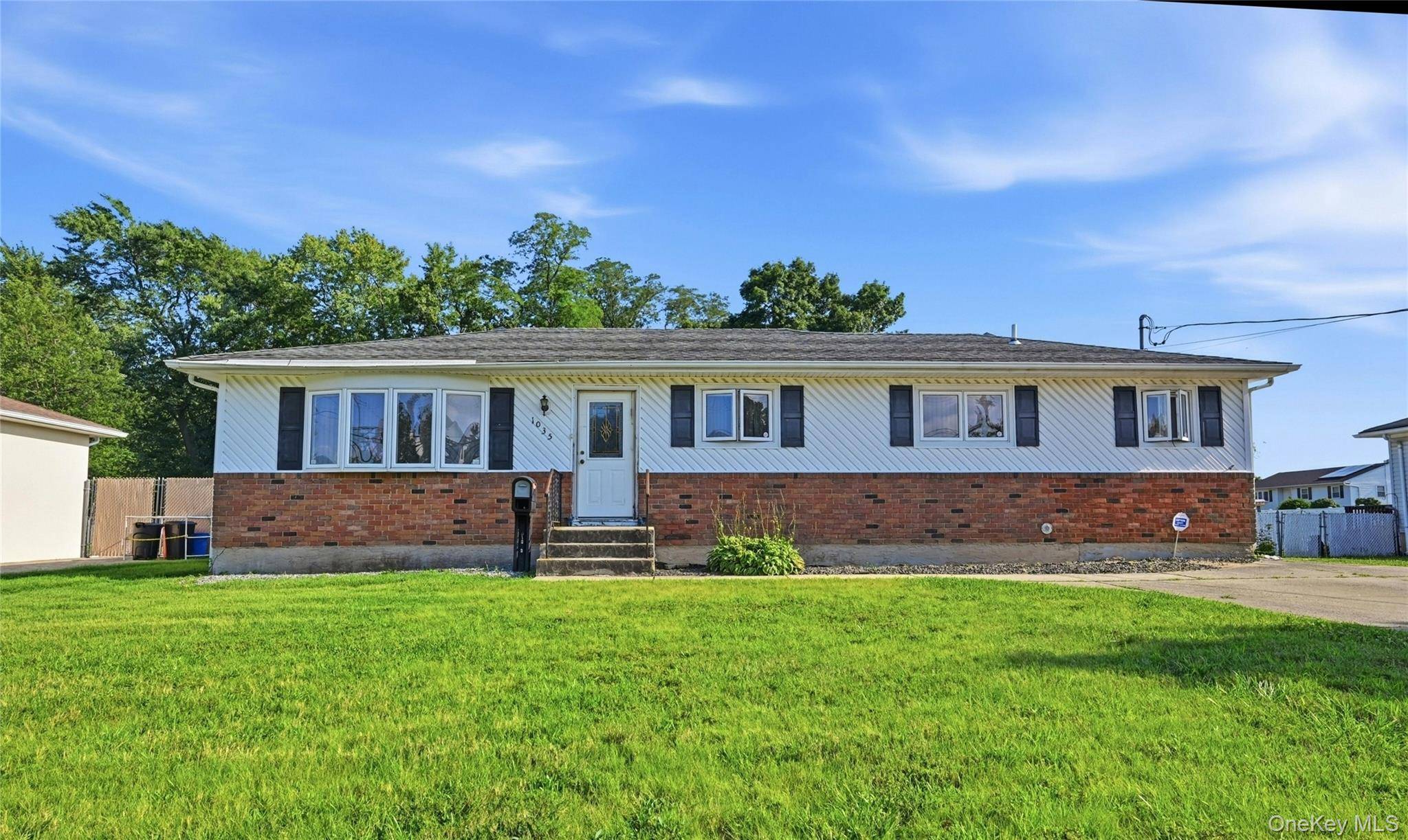 1035 Tooker AVE, West Babylon, NY 11704
