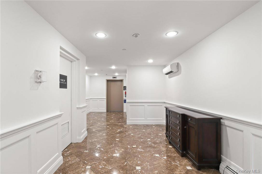 10 School ST #4F, Rye, NY 10580