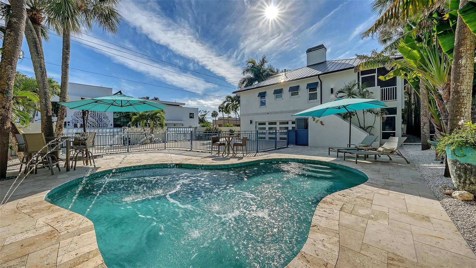 345 MADISON DR, Sarasota, FL 34236