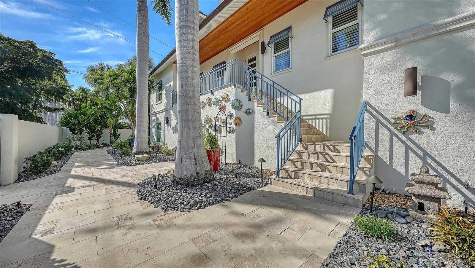 345 MADISON DR, Sarasota, FL 34236