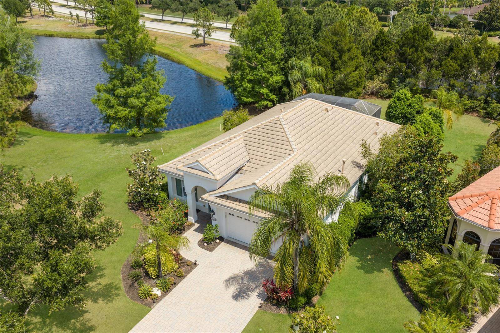 15422 HELMSDALE PL, Lakewood Ranch, FL 34202