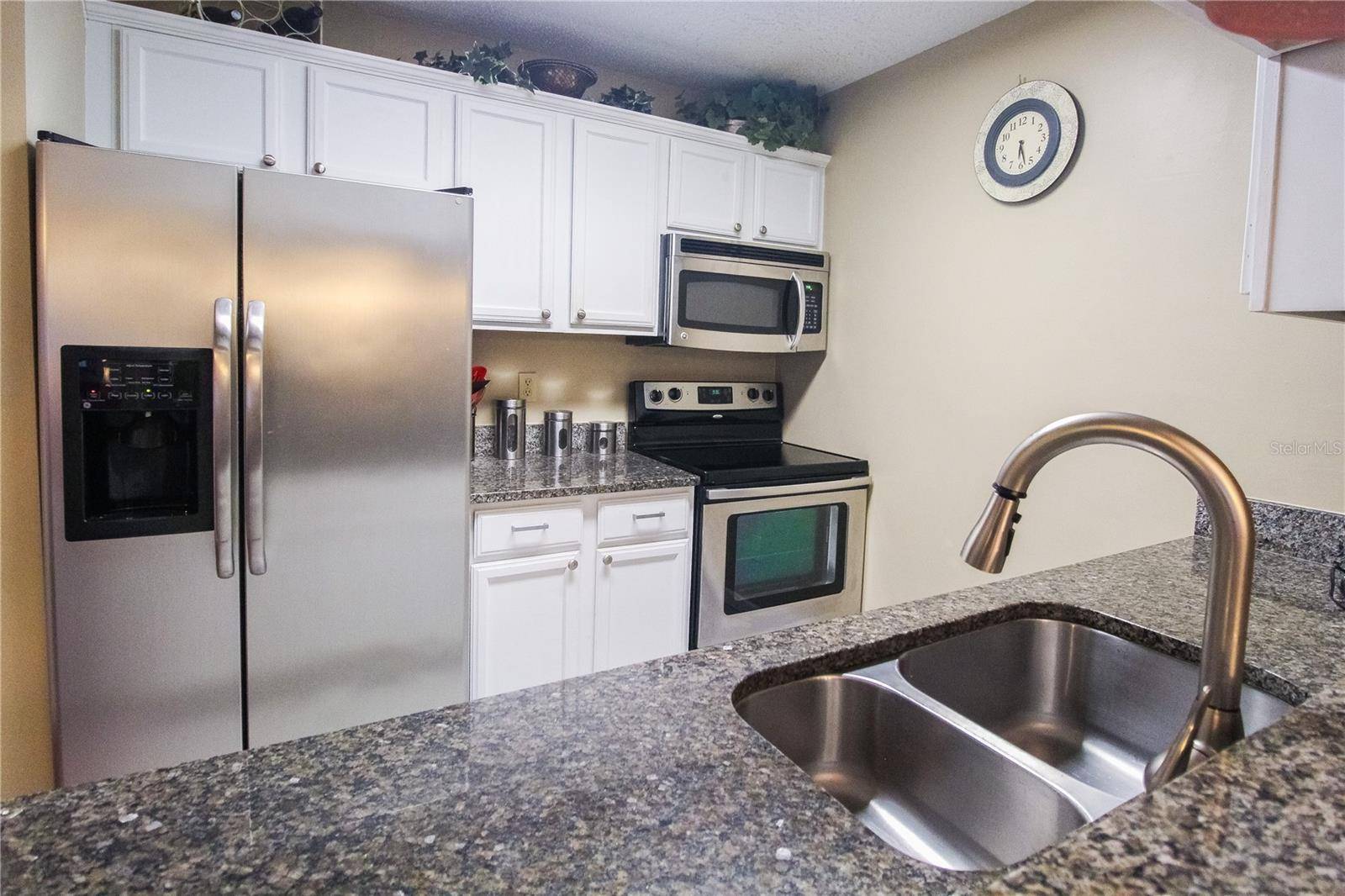 4009 CROCKERS LAKE BLVD #11, Sarasota, FL 34238
