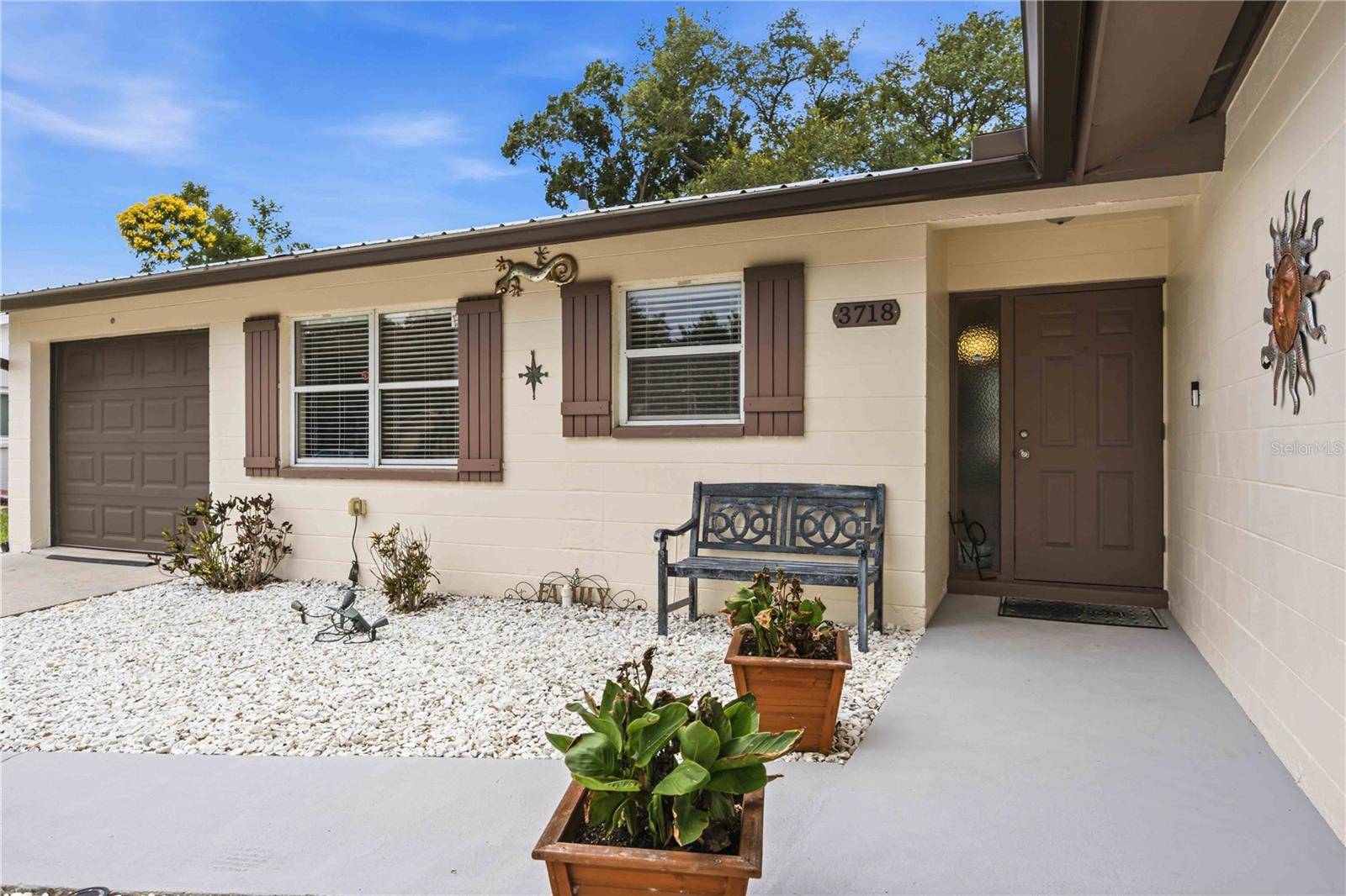 3718 WOODMONT DR, Sarasota, FL 34232