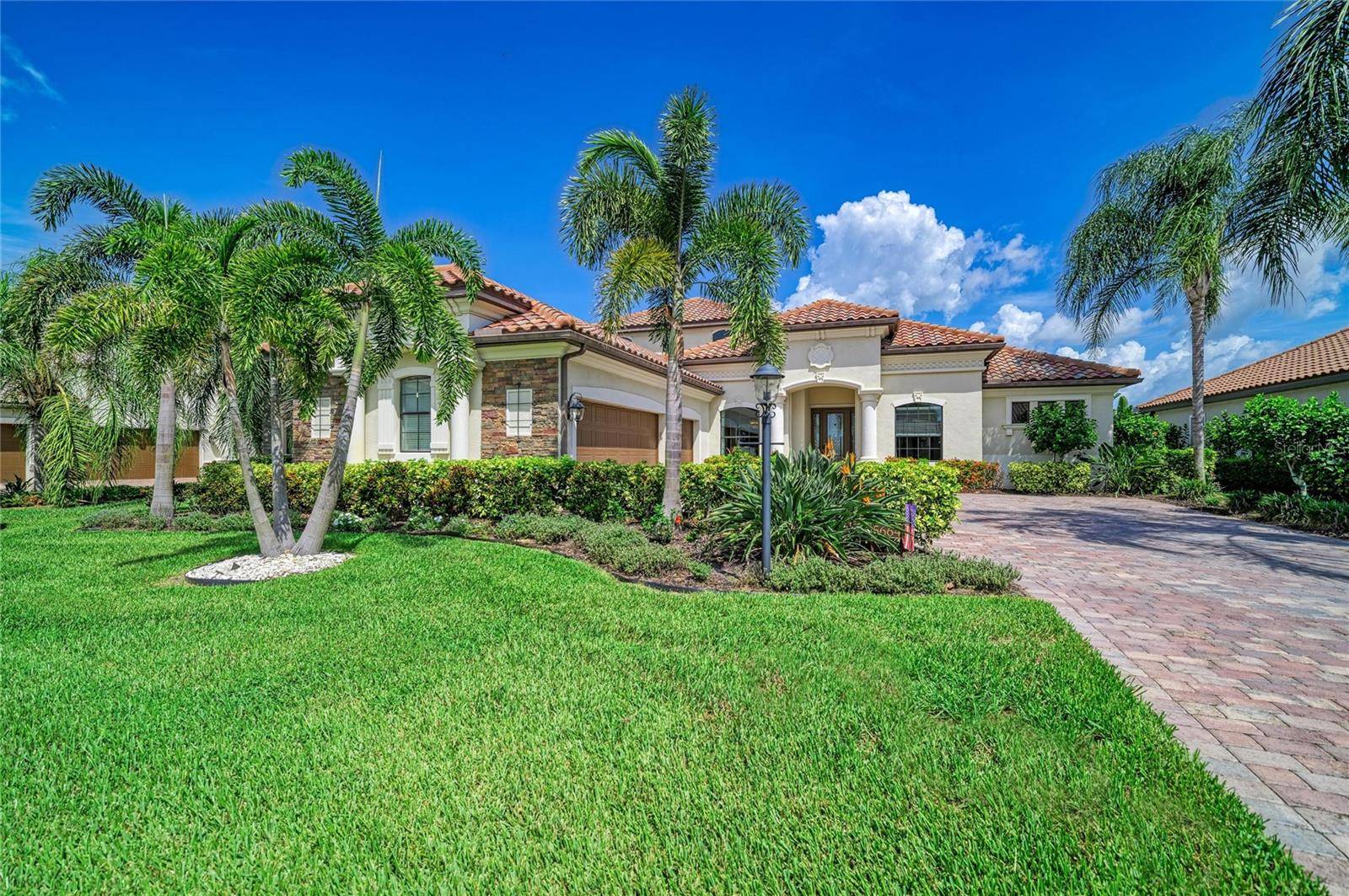 5664 CLOVERLEAF RUN, Lakewood Ranch, FL 34211