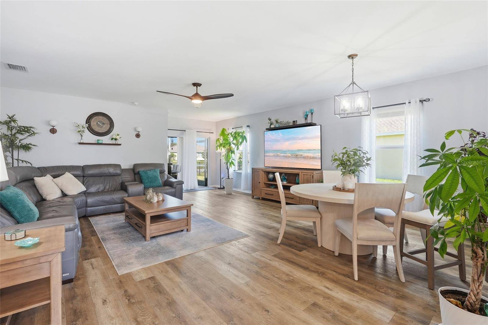 7081 WATERFORD Pkwy, Punta Gorda, FL 33950