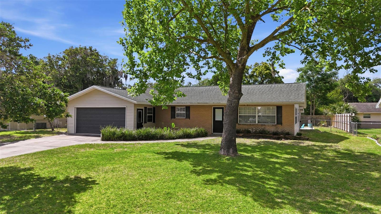 3996 LAKE ELEANOR DR, Mount Dora, FL 32757