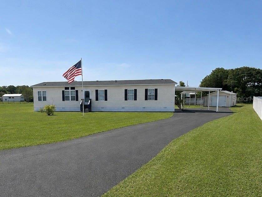 13718 COUNTY ROAD 109D-3, Lady Lake, FL 32159
