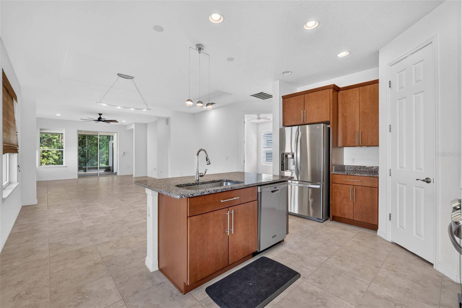 1090 HARBOR RIDGE DR, Poinciana, FL 34759