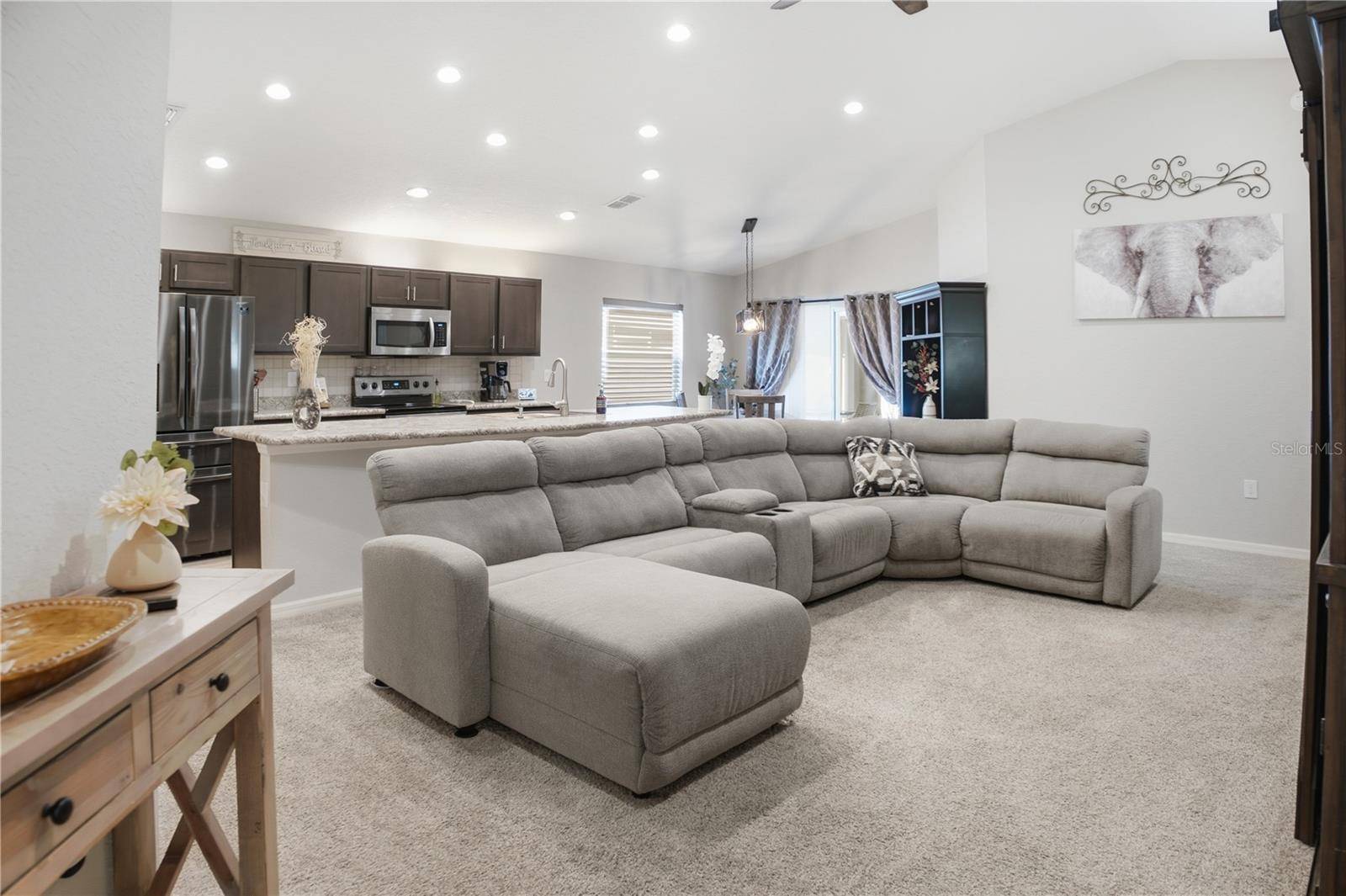 931 PEARLY RIDGE LN, Lakeland, FL 33809