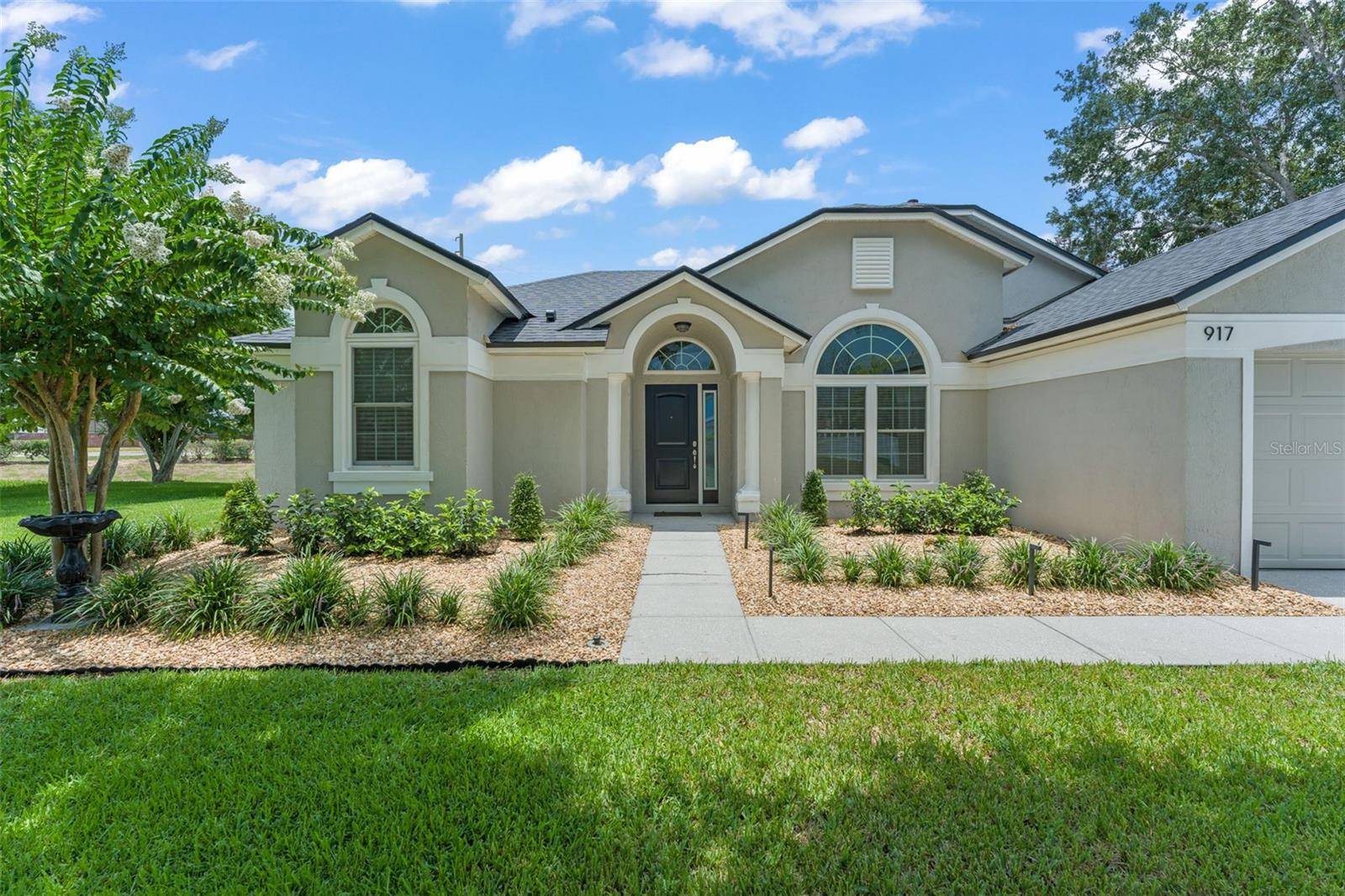 917 VIA BIANCA DR, Davenport, FL 33896
