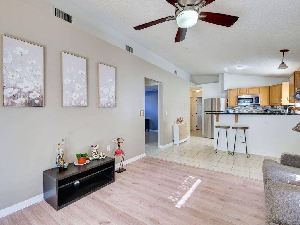 1012 VISTA PALMA WAY, Orlando, FL 32825