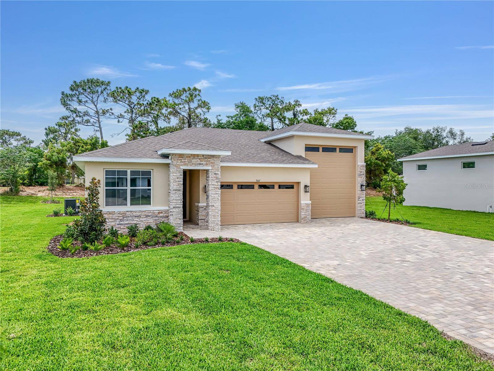 9157 PLAYERS DR, Weeki Wachee, FL 34613