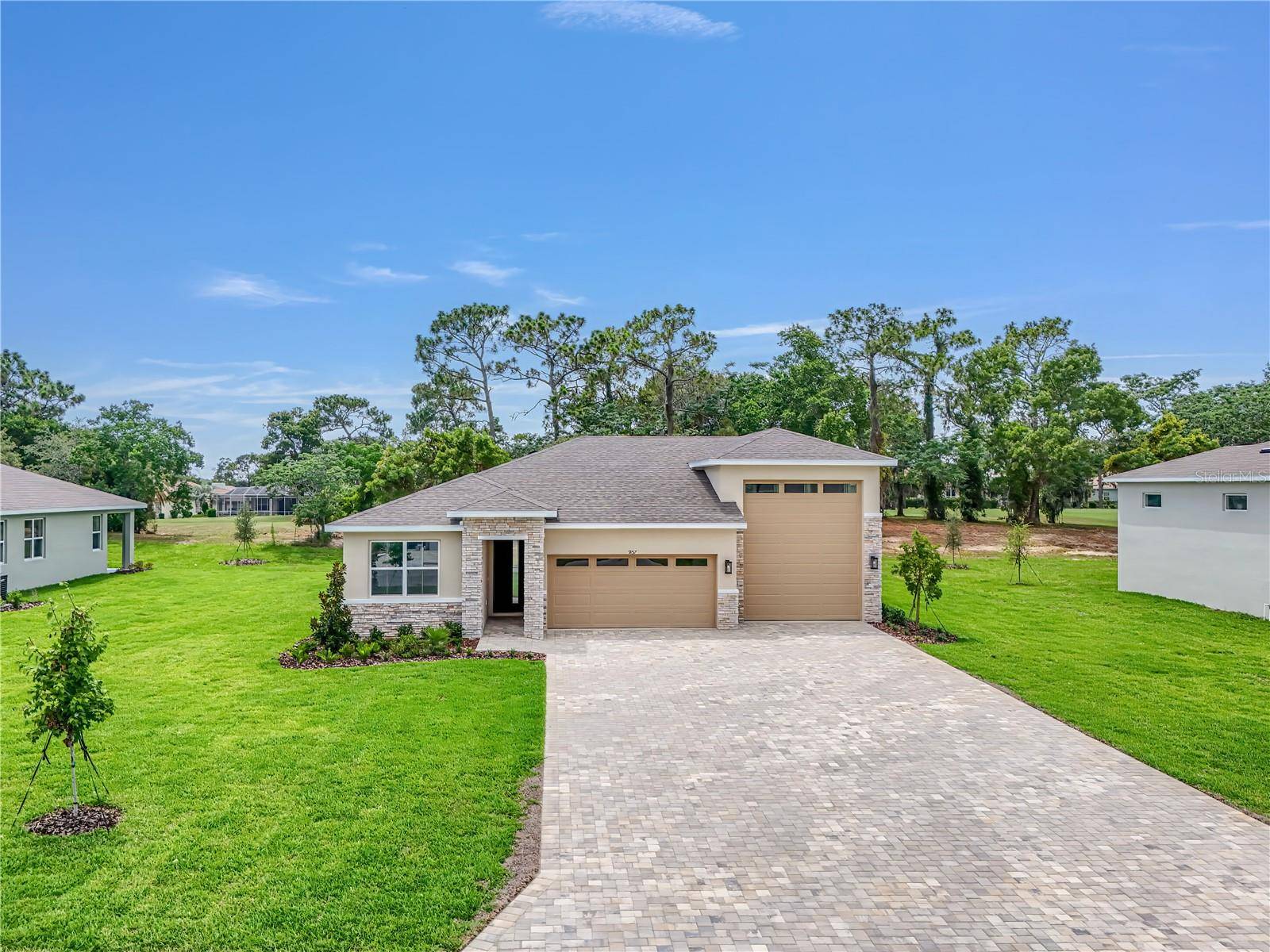 9157 PLAYERS DR, Weeki Wachee, FL 34613