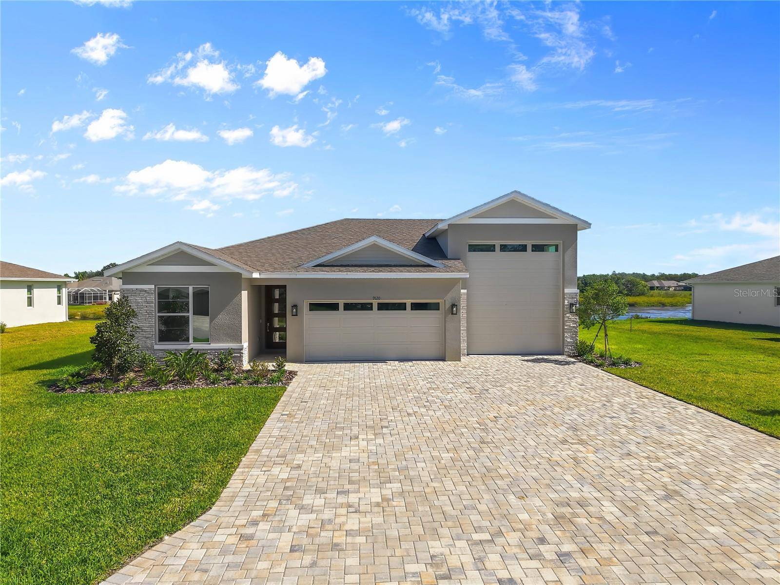 9120 PLAYERS DR, Weeki Wachee, FL 34613