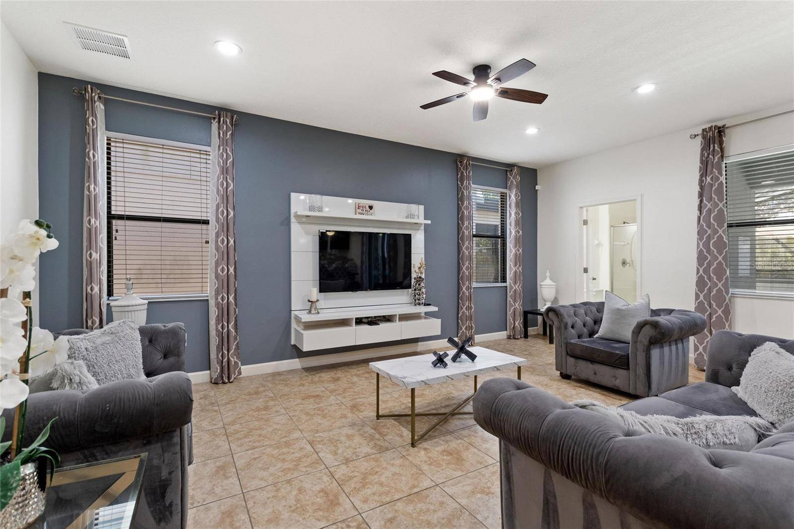 1428 THUNDERBIRD RD, Davenport, FL 33896