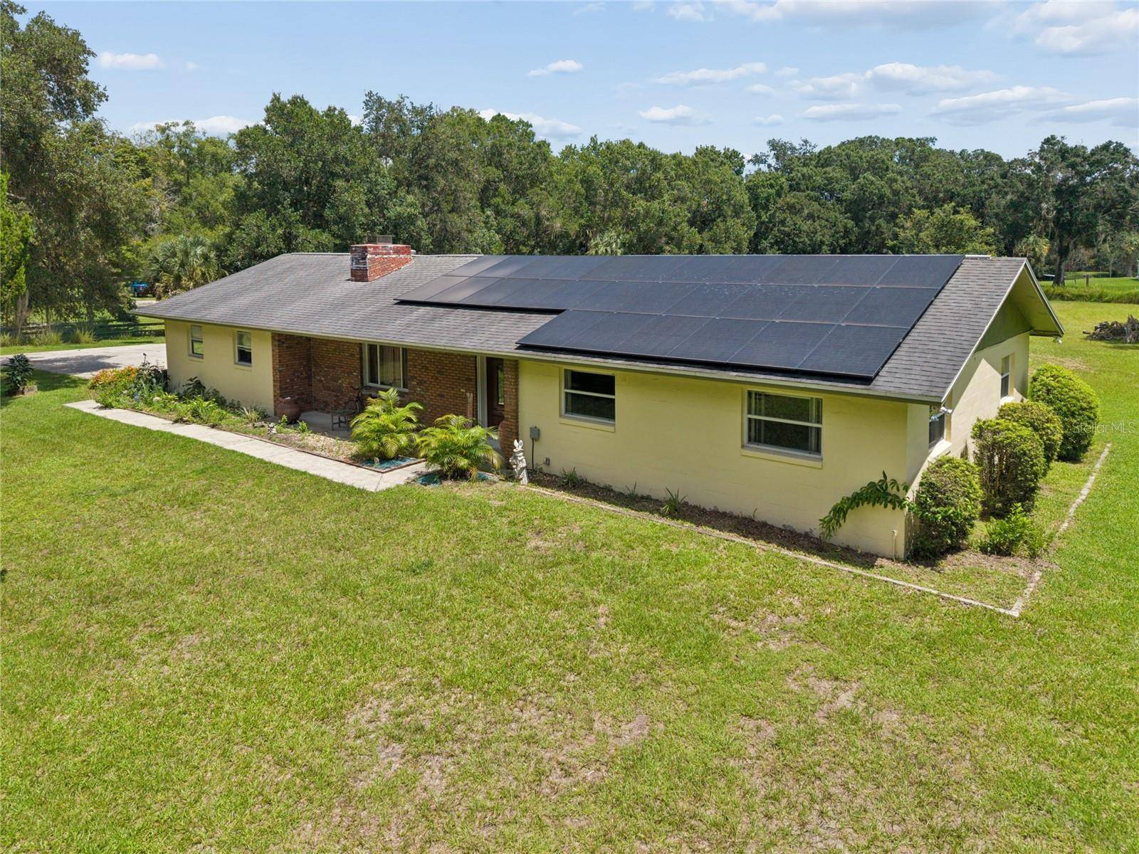 4285 SHAMROCK DR, Mims, FL 32754