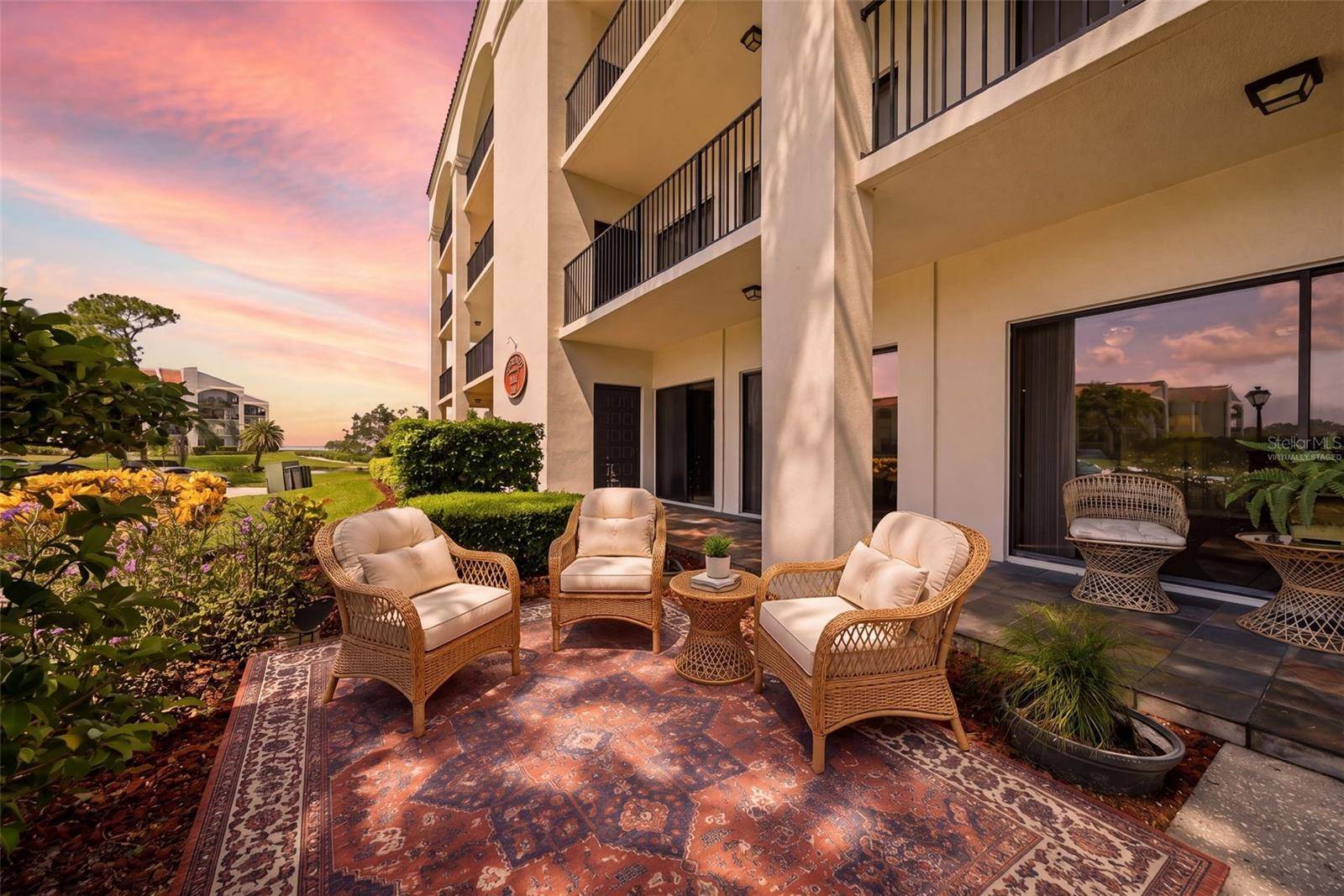 301 MARINER DR #301, Tarpon Springs, FL 34689