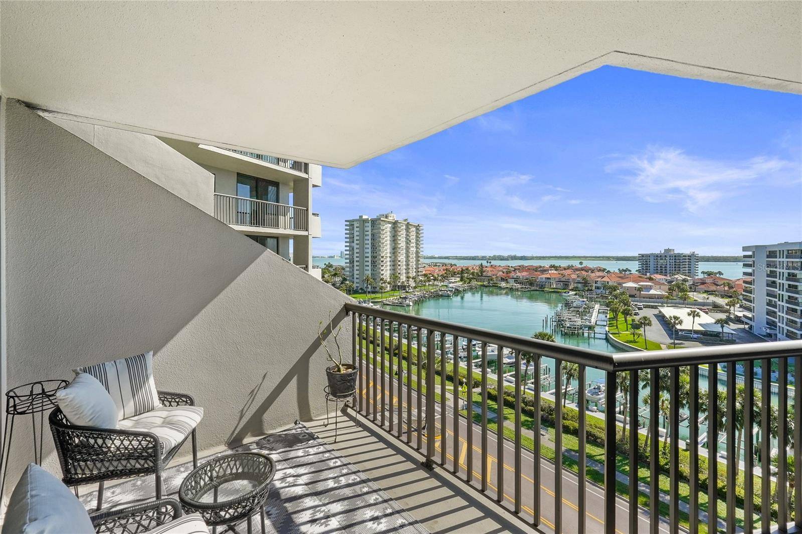 1660 GULF BLVD #807, Clearwater, FL 33767