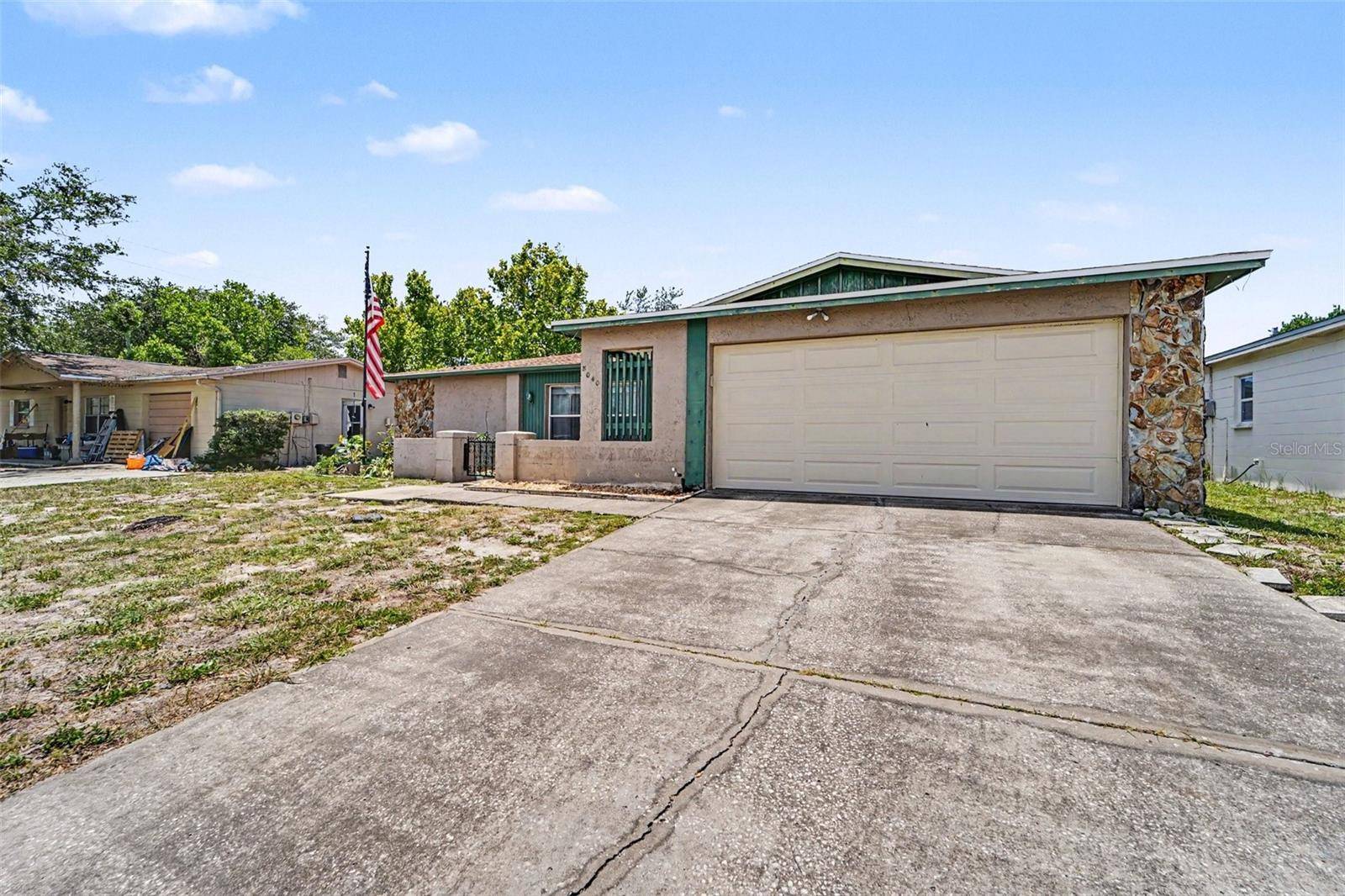 8040 SAYBROOK DR, Port Richey, FL 34668